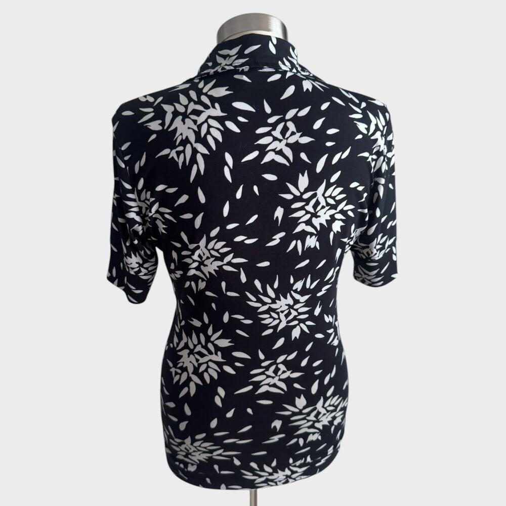 Merona Womens Medium Pullover Wrap Collared Top Short Sleeve Black White Print - Picture 6 of 8